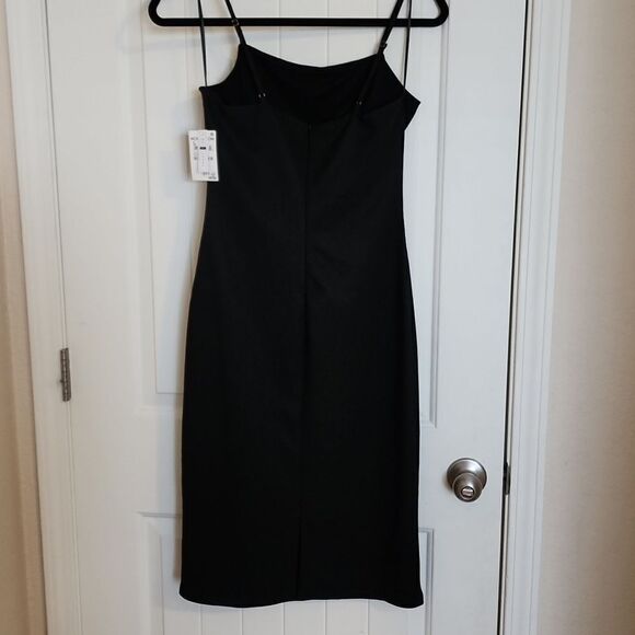 Open Edit strappy dress, ribbed, Back slit, back zip, Size Med NWT - Picture 4 of 6